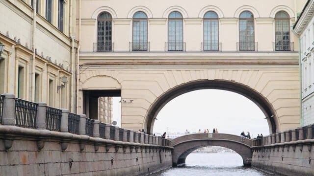 Каналы и реки